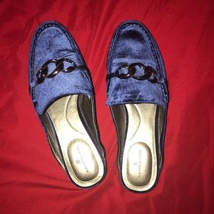 Bandolino loafers